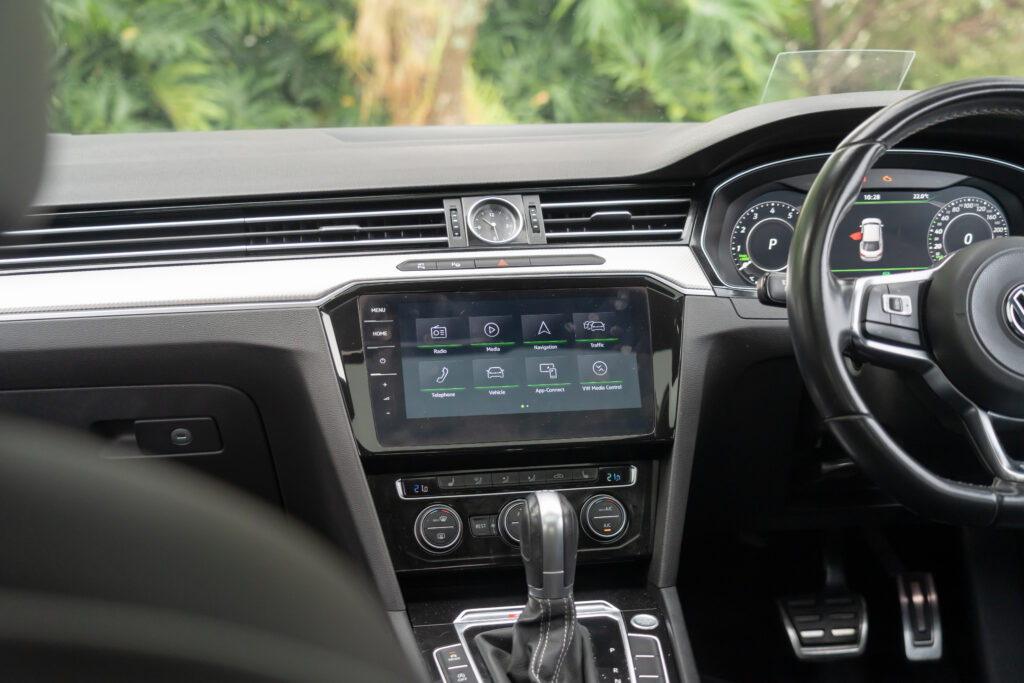 Car Image 18