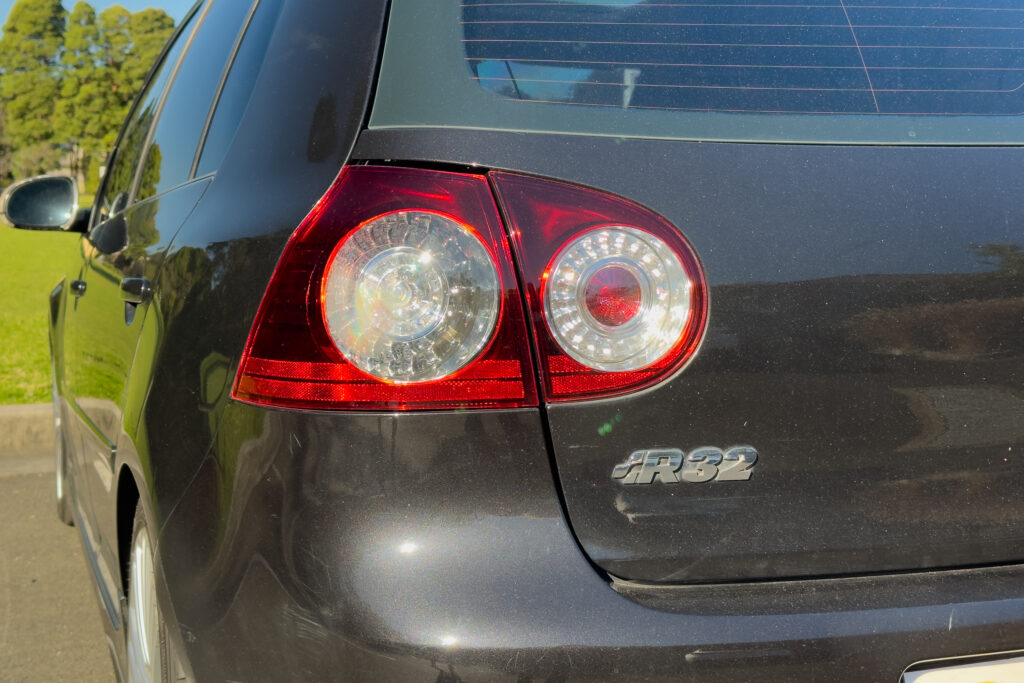 Car Image 9