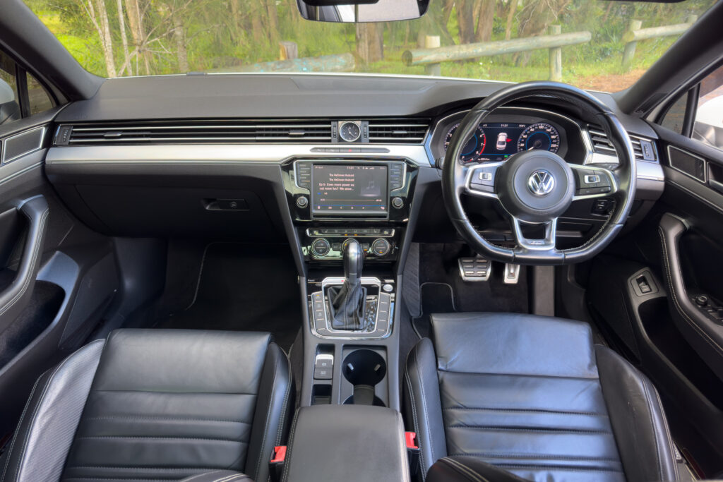 Car Image 17