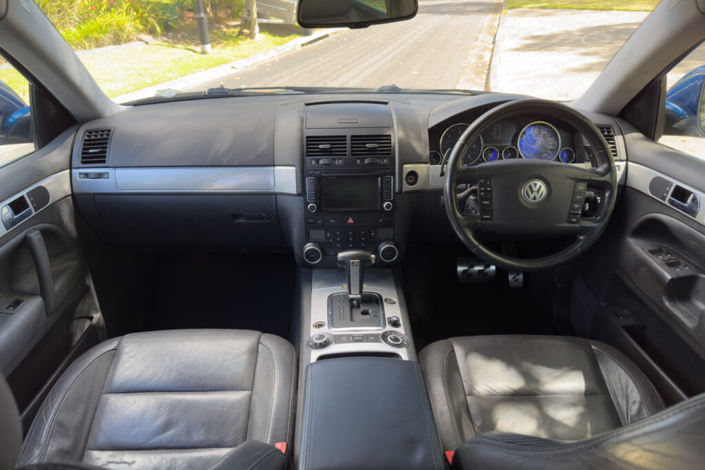 Car Image 4