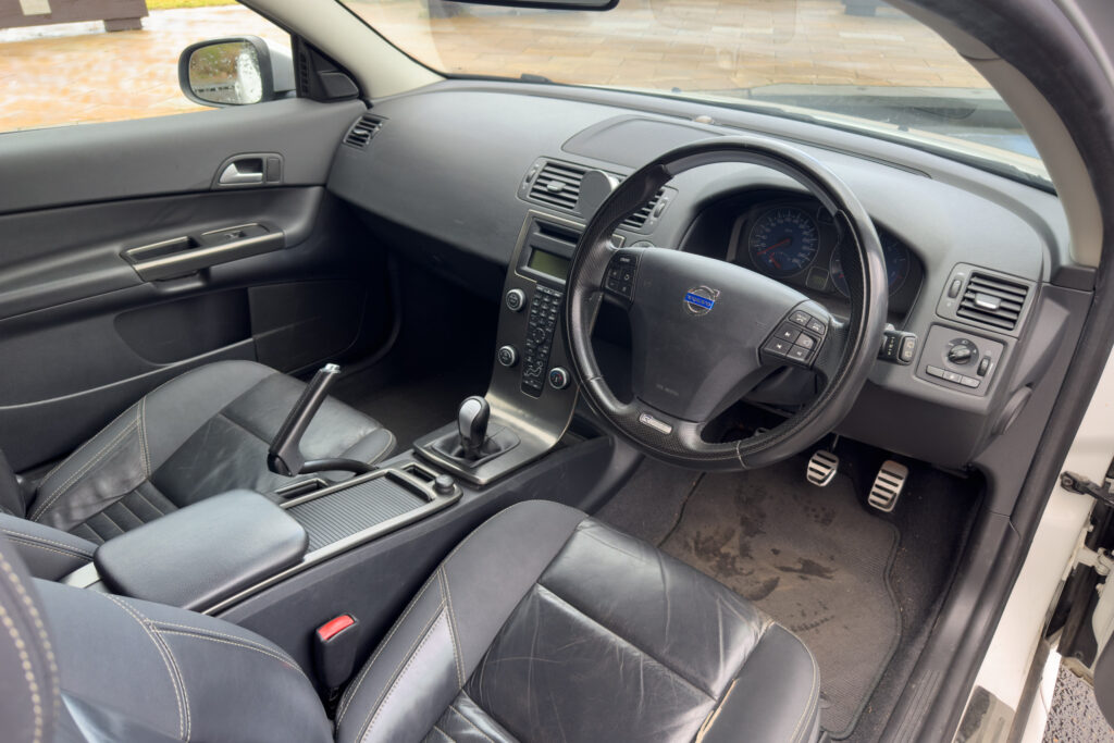 Car Image 15