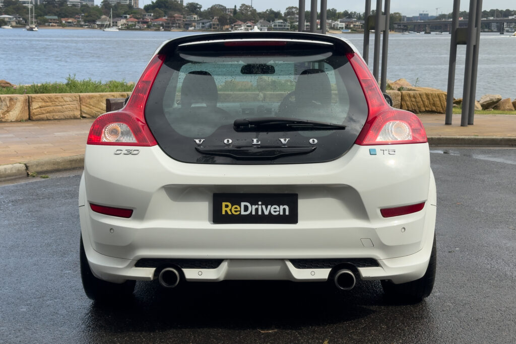 Car Image 9