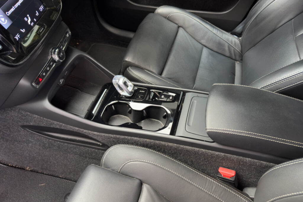 Car Image 19