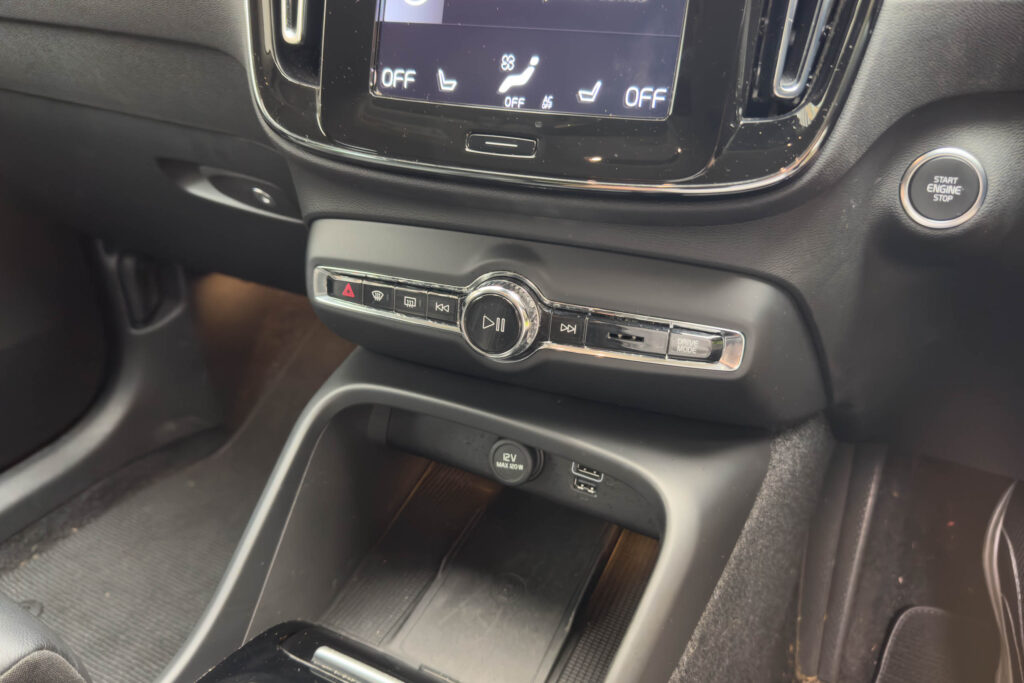 Car Image 15