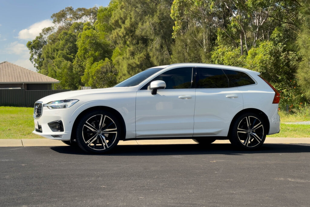 Car Image 9
