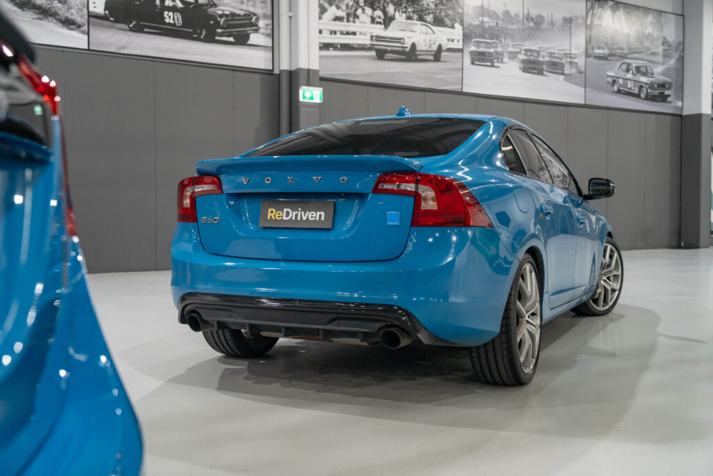 Car Image 18