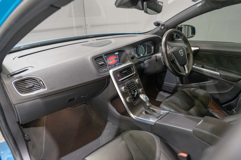 Car Image 19