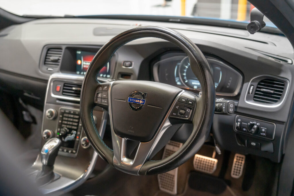 Car Image 24