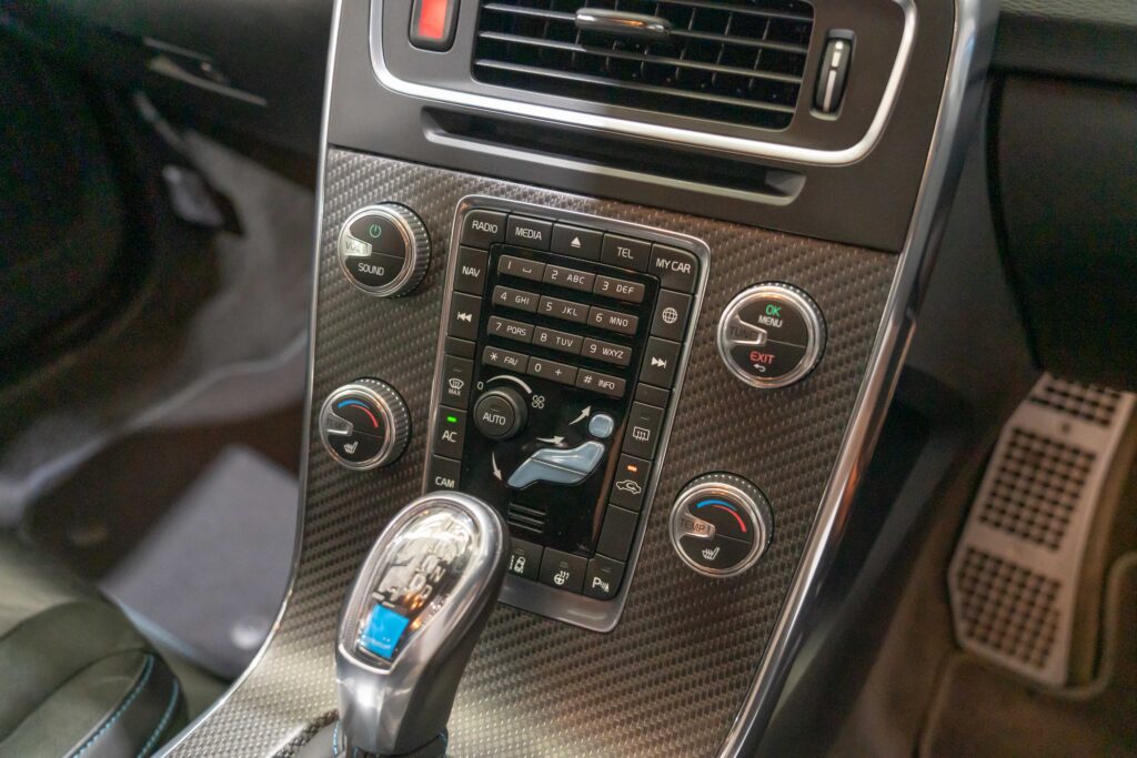 Car Image 26