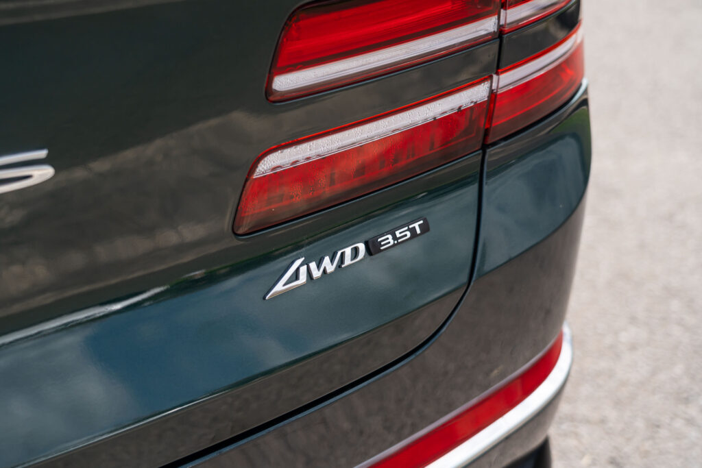 Car Image 10