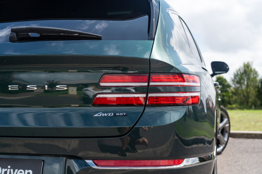 Car Image 11