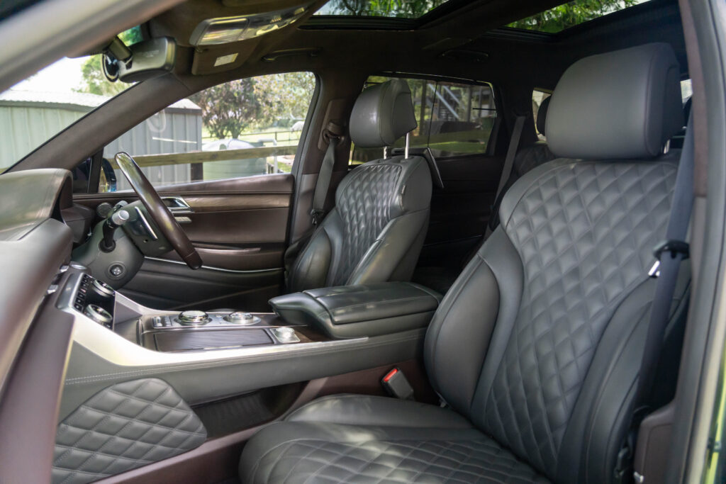 Car Image 13