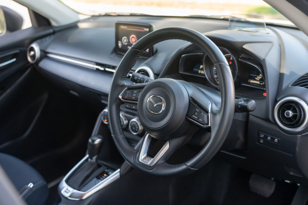 Car Image 14