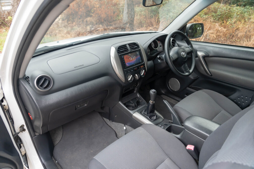 Car Image 14