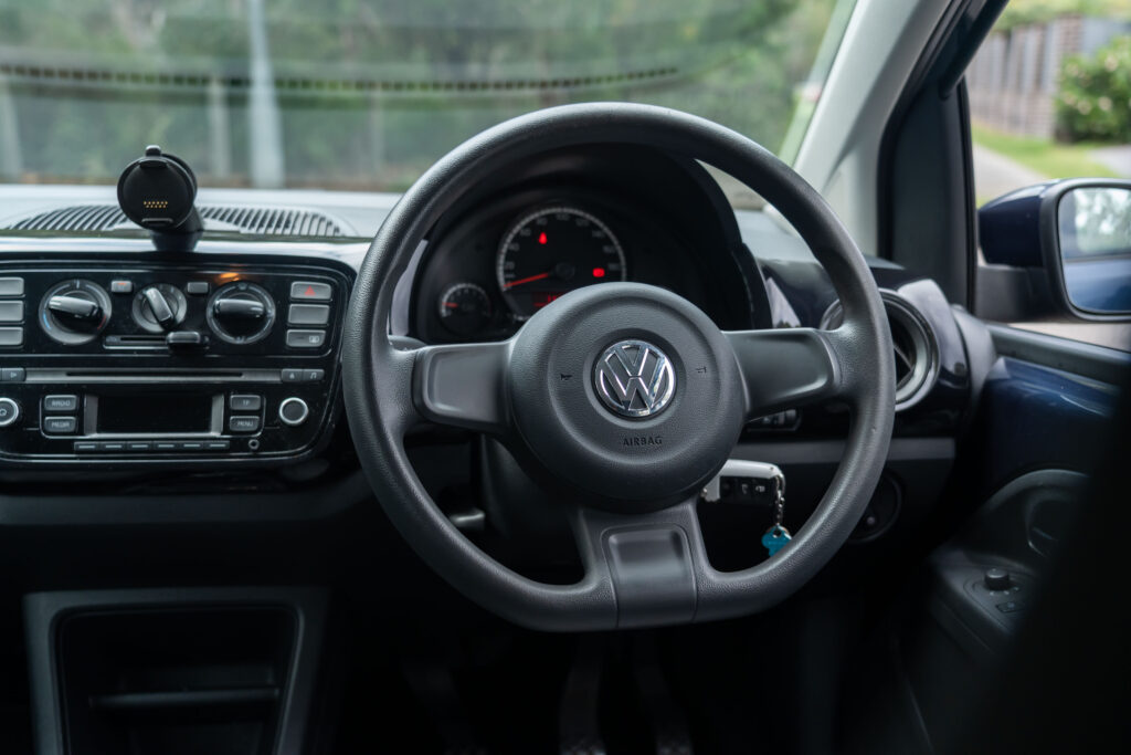 Car Image 16
