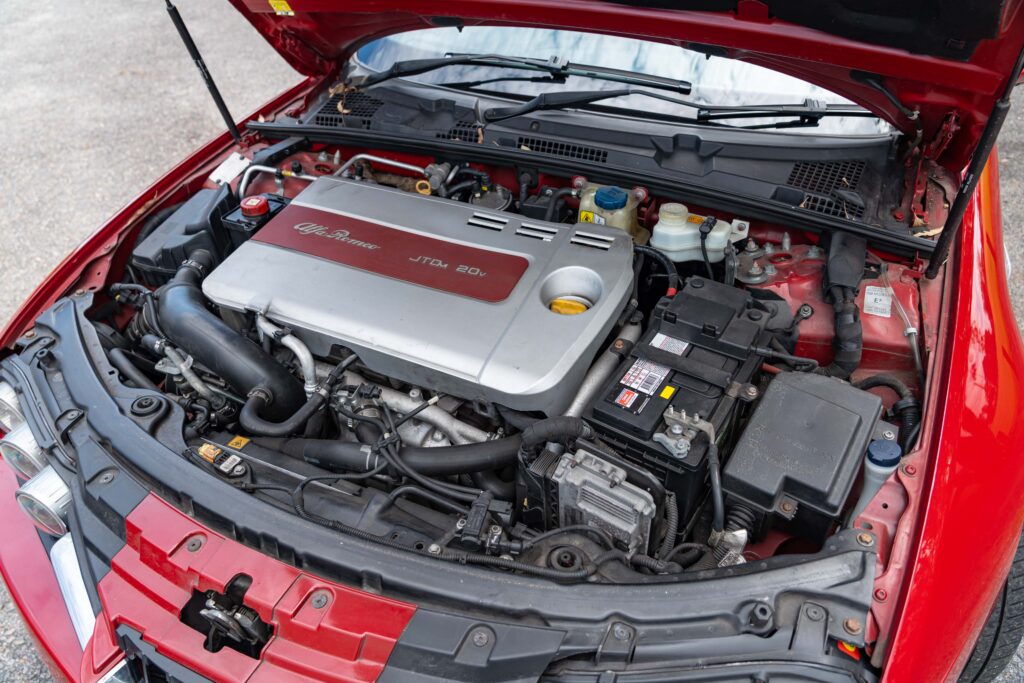 Car Image 21
