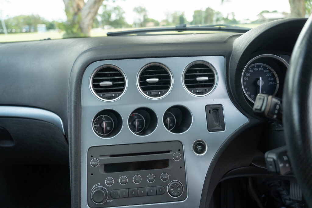 Car Image 16