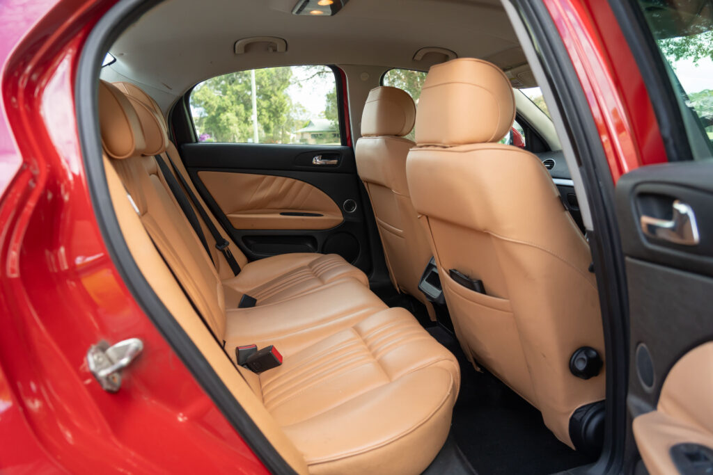 Car Image 20