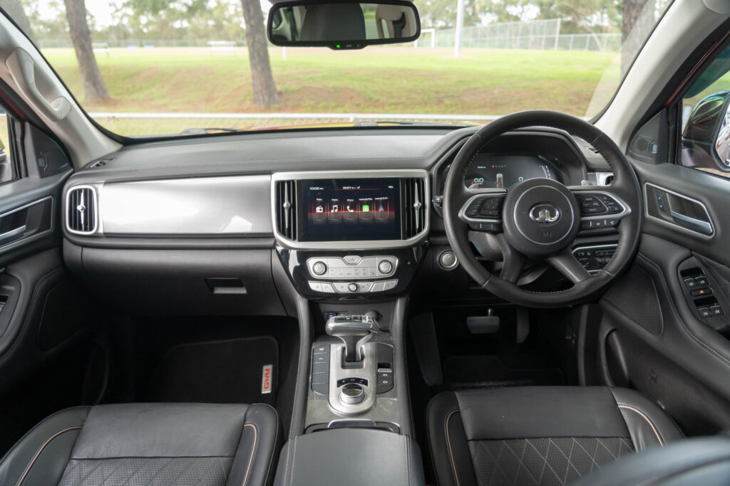 Car Image 14