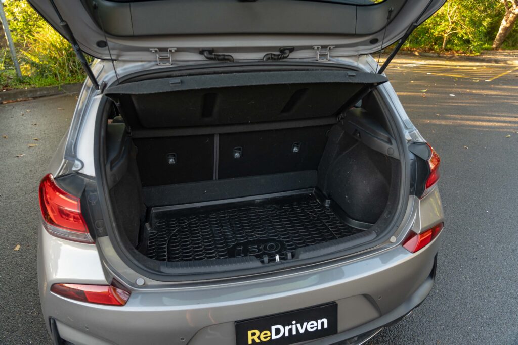 Car Image 28