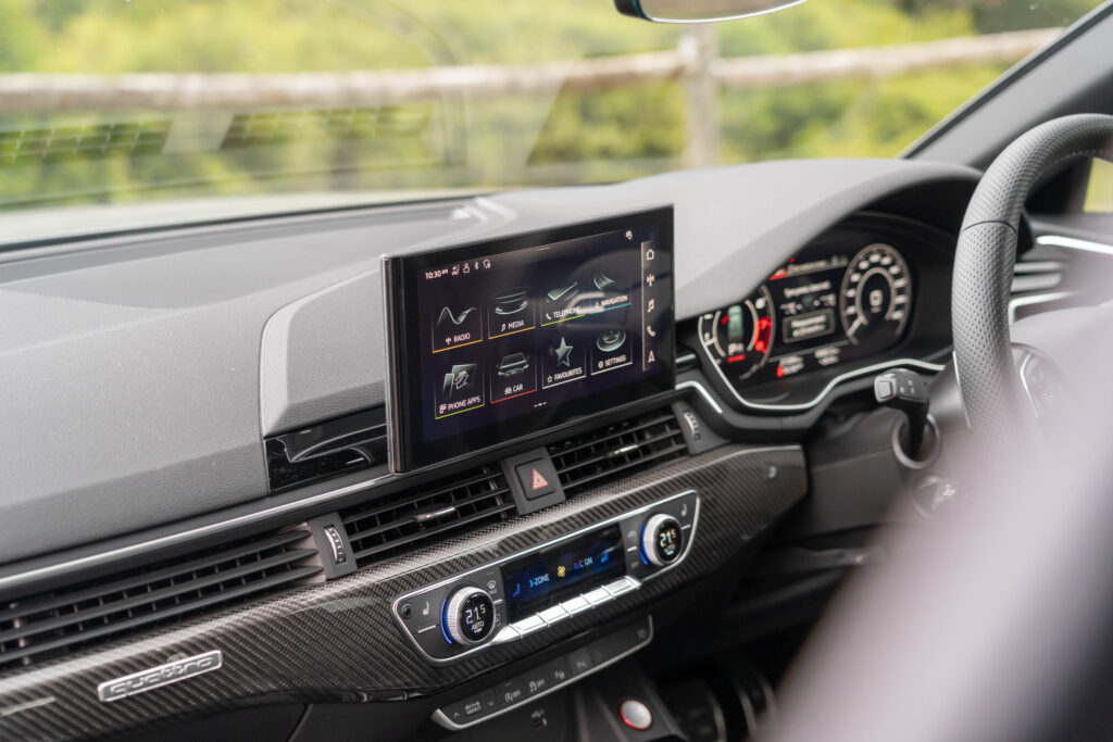 Car Image 18