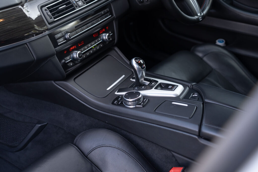 Car Image 18